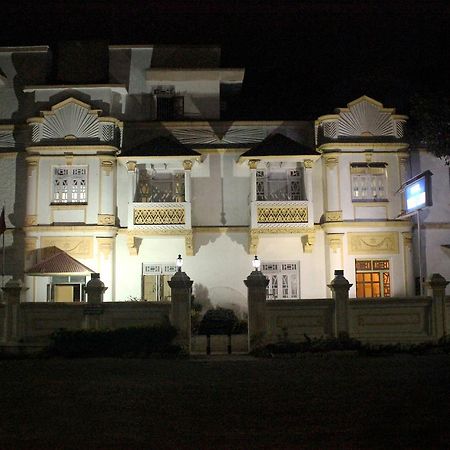 Hotel Homeland Pune Exterior photo
